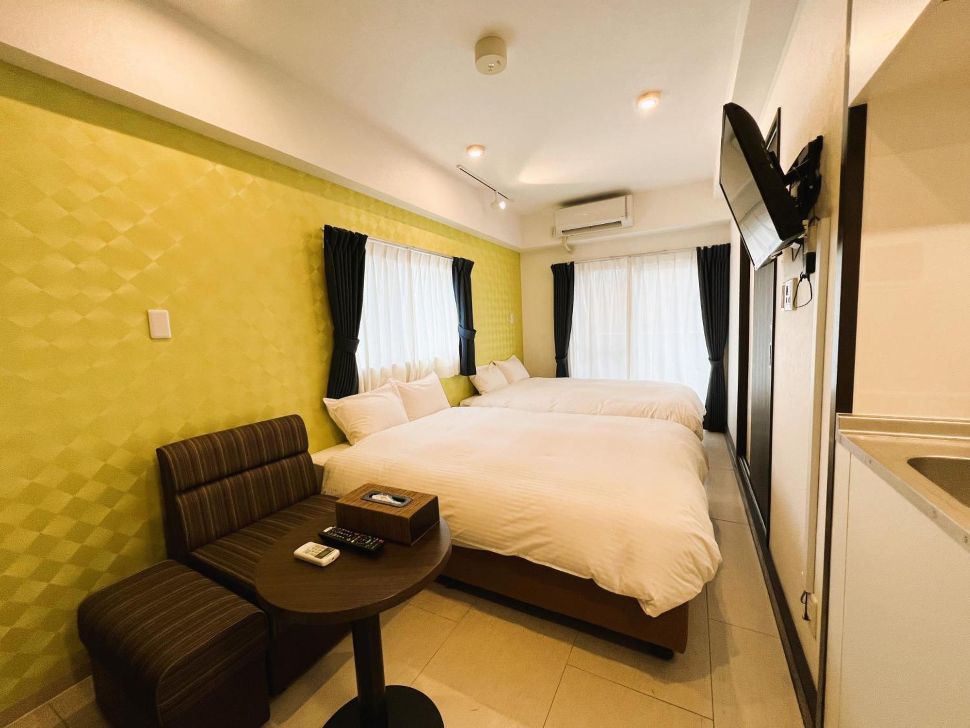 Bibi Hotel Futenma Ginowan Esterno foto